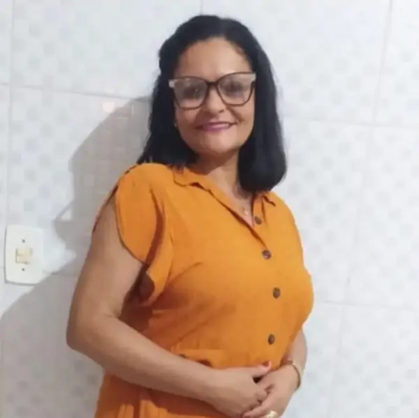 Benvinda Barros Dourado